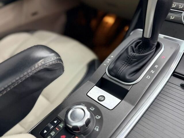 Черный Ленд Ровер Рендж Ровер Спорт, объемом двигателя 3 л и пробегом 231 тыс. км за 15500 $, фото 8 на Automoto.ua