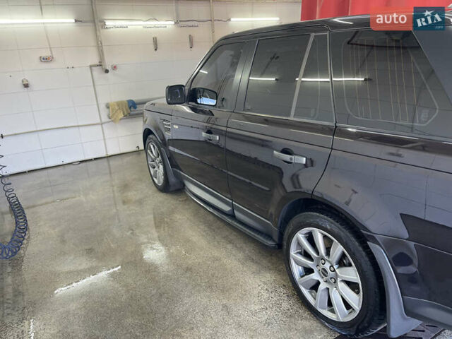 Черный Ленд Ровер Рендж Ровер Спорт, объемом двигателя 5 л и пробегом 207 тыс. км за 17999 $, фото 7 на Automoto.ua