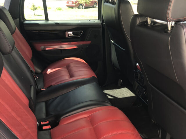 Чорний Ленд Ровер Range Rover Sport, об'ємом двигуна 5 л та пробігом 136 тис. км за 24300 $, фото 7 на Automoto.ua