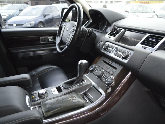 Чорний Ленд Ровер Range Rover Sport, об'ємом двигуна 3 л та пробігом 197 тис. км за 22900 $, фото 28 на Automoto.ua