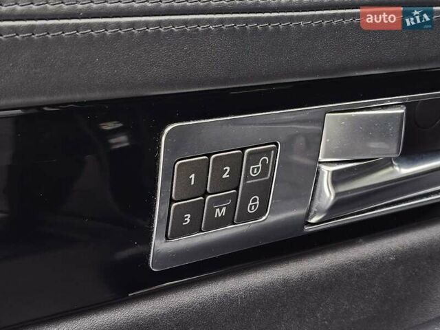 Черный Ленд Ровер Рендж Ровер Спорт, объемом двигателя 3.63 л и пробегом 300 тыс. км за 15000 $, фото 21 на Automoto.ua