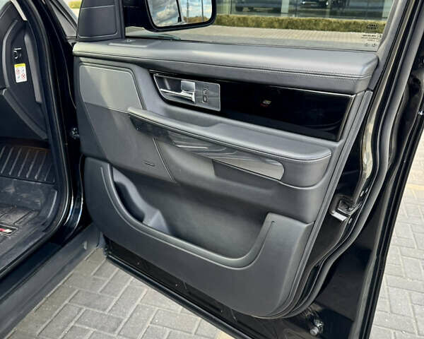 Черный Ленд Ровер Рендж Ровер Спорт, объемом двигателя 5 л и пробегом 122 тыс. км за 17999 $, фото 43 на Automoto.ua