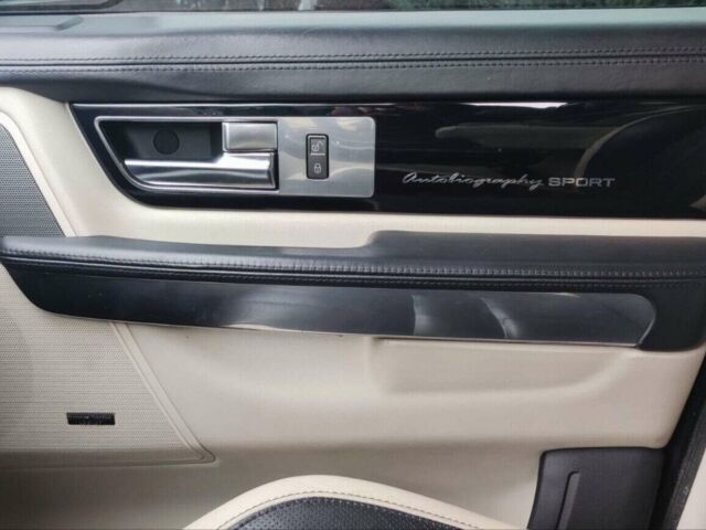 Чорний Ленд Ровер Range Rover Sport, об'ємом двигуна 3 л та пробігом 170 тис. км за 18000 $, фото 16 на Automoto.ua