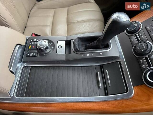 Черный Ленд Ровер Рендж Ровер Спорт, объемом двигателя 3 л и пробегом 250 тыс. км за 14999 $, фото 102 на Automoto.ua