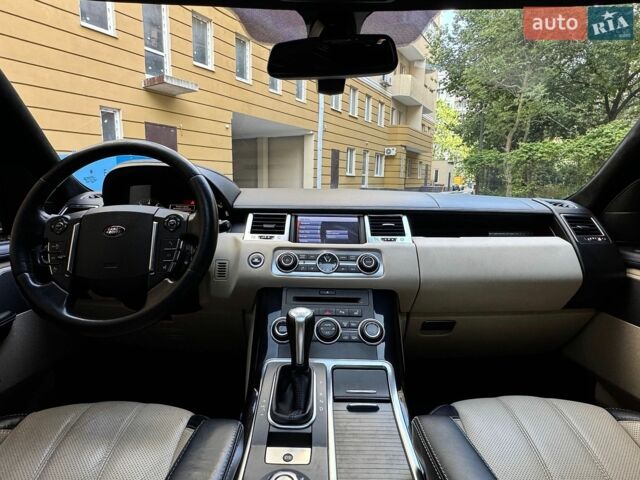 Чорний Ленд Ровер Range Rover Sport, об'ємом двигуна 5 л та пробігом 177 тис. км за 13500 $, фото 16 на Automoto.ua