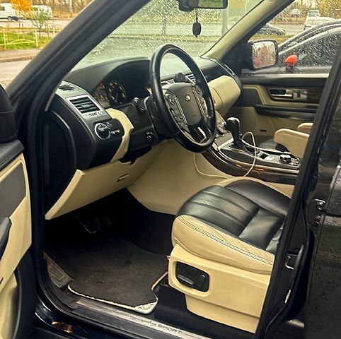 Чорний Ленд Ровер Range Rover Sport, об'ємом двигуна 3 л та пробігом 210 тис. км за 17000 $, фото 4 на Automoto.ua