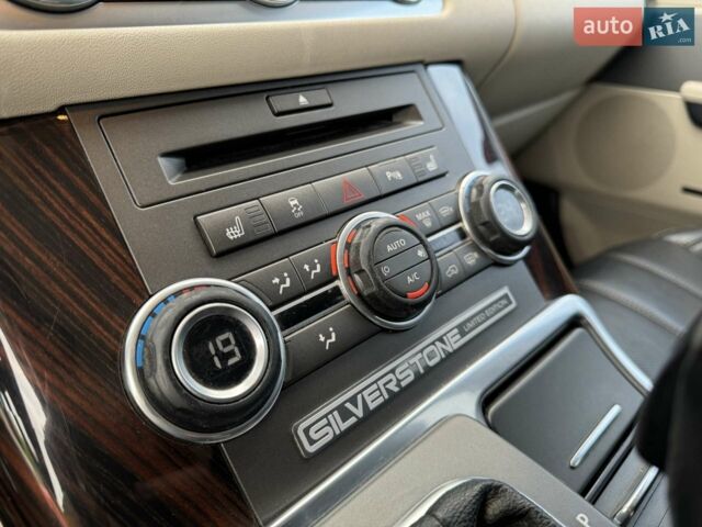 Чорний Ленд Ровер Range Rover Sport, об'ємом двигуна 3 л та пробігом 203 тис. км за 18000 $, фото 55 на Automoto.ua