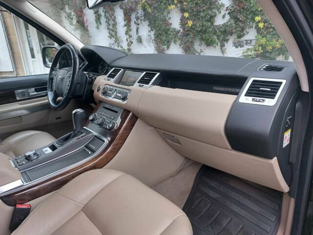 Чорний Ленд Ровер Range Rover Sport, об'ємом двигуна 3 л та пробігом 216 тис. км за 15300 $, фото 8 на Automoto.ua