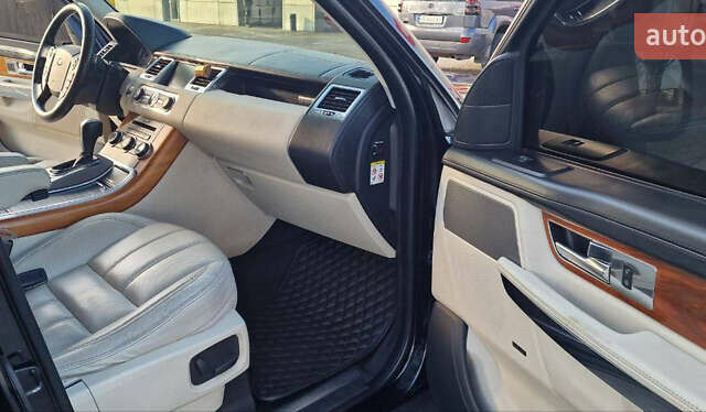 Черный Ленд Ровер Рендж Ровер Спорт, объемом двигателя 5 л и пробегом 202 тыс. км за 20300 $, фото 11 на Automoto.ua