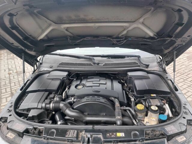 Чорний Ленд Ровер Range Rover Sport, об'ємом двигуна 3 л та пробігом 216 тис. км за 15300 $, фото 13 на Automoto.ua