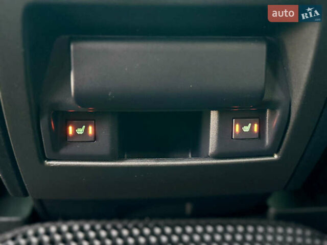 Чорний Ленд Ровер Range Rover Sport, об'ємом двигуна 3 л та пробігом 247 тис. км за 15500 $, фото 46 на Automoto.ua