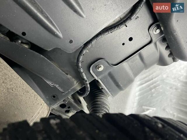 Черный Ленд Ровер Рендж Ровер Спорт, объемом двигателя 3 л и пробегом 200 тыс. км за 20500 $, фото 9 на Automoto.ua