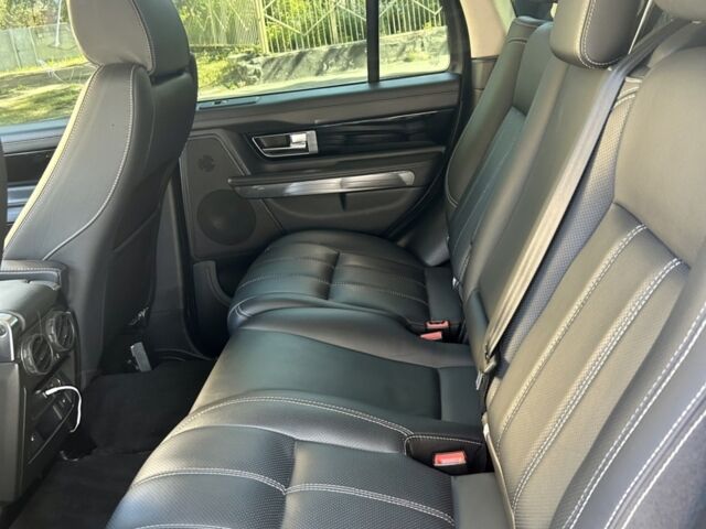 Чорний Ленд Ровер Range Rover Sport, об'ємом двигуна 5 л та пробігом 130 тис. км за 20000 $, фото 11 на Automoto.ua