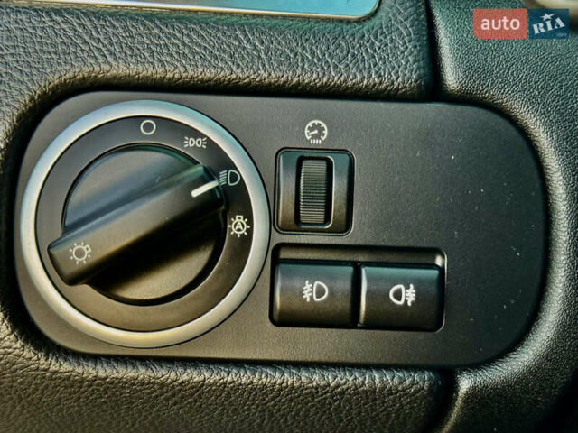 Чорний Ленд Ровер Range Rover Sport, об'ємом двигуна 3 л та пробігом 247 тис. км за 15500 $, фото 32 на Automoto.ua