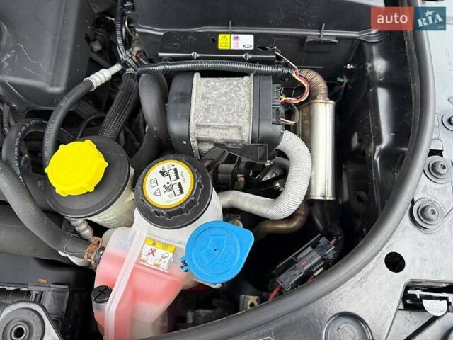 Черный Ленд Ровер Рендж Ровер Спорт, объемом двигателя 3 л и пробегом 250 тыс. км за 14999 $, фото 56 на Automoto.ua