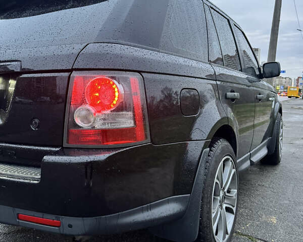 Черный Ленд Ровер Рендж Ровер Спорт, объемом двигателя 2.99 л и пробегом 215 тыс. км за 15500 $, фото 7 на Automoto.ua