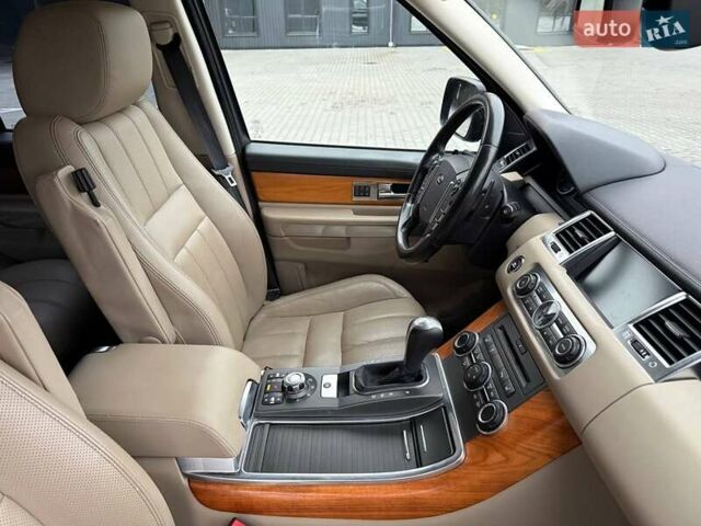 Черный Ленд Ровер Рендж Ровер Спорт, объемом двигателя 3 л и пробегом 250 тыс. км за 14999 $, фото 104 на Automoto.ua