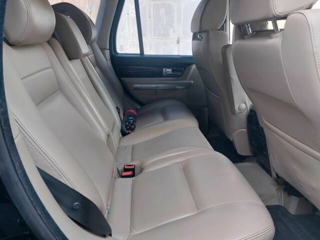 Чорний Ленд Ровер Range Rover Sport, об'ємом двигуна 3 л та пробігом 217 тис. км за 15300 $, фото 21 на Automoto.ua