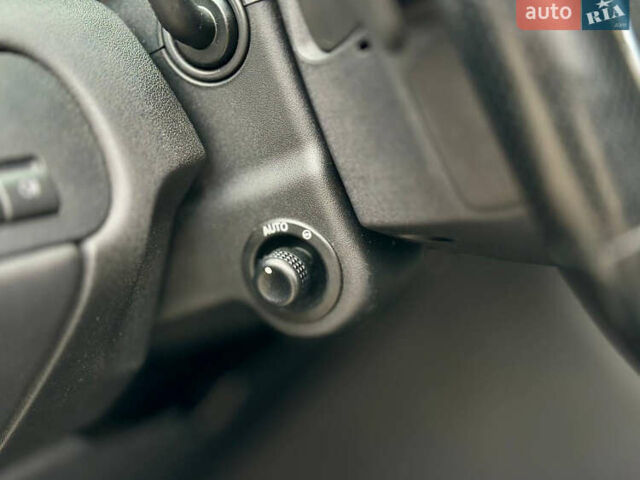 Чорний Ленд Ровер Range Rover Sport, об'ємом двигуна 5 л та пробігом 114 тис. км за 14900 $, фото 22 на Automoto.ua