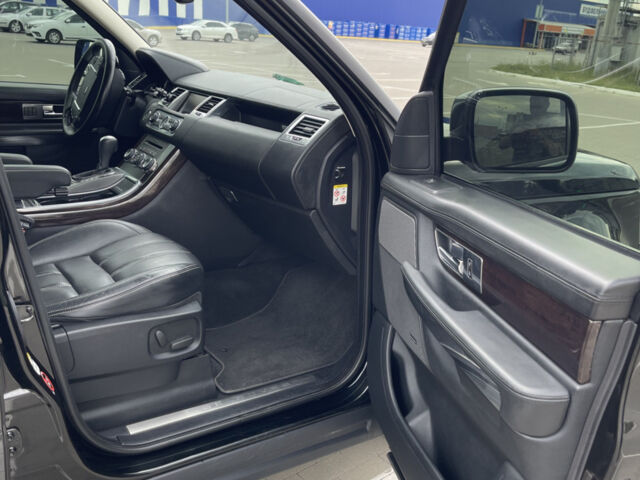 Чорний Ленд Ровер Range Rover Sport, об'ємом двигуна 5 л та пробігом 61 тис. км за 19500 $, фото 14 на Automoto.ua