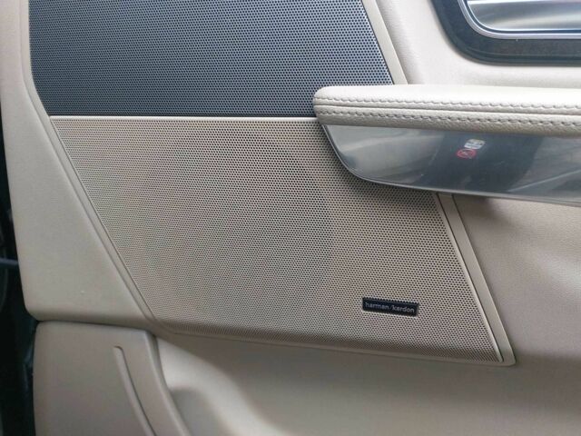 Чорний Ленд Ровер Range Rover Sport, об'ємом двигуна 3 л та пробігом 216 тис. км за 15300 $, фото 7 на Automoto.ua