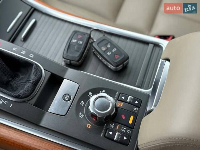 Черный Ленд Ровер Рендж Ровер Спорт, объемом двигателя 3 л и пробегом 250 тыс. км за 14999 $, фото 135 на Automoto.ua