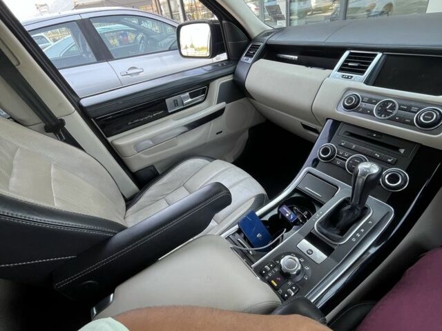 Черный Ленд Ровер Рендж Ровер Спорт, объемом двигателя 3 л и пробегом 3 тыс. км за 6989 $, фото 9 на Automoto.ua