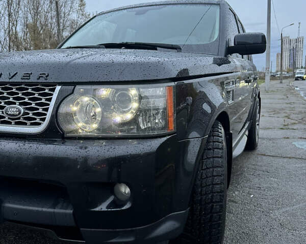 Черный Ленд Ровер Рендж Ровер Спорт, объемом двигателя 2.99 л и пробегом 215 тыс. км за 15500 $, фото 2 на Automoto.ua