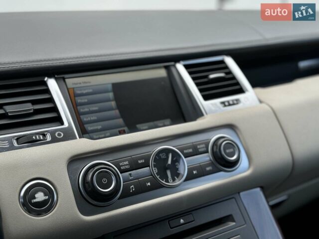 Чорний Ленд Ровер Range Rover Sport, об'ємом двигуна 3 л та пробігом 203 тис. км за 18000 $, фото 32 на Automoto.ua
