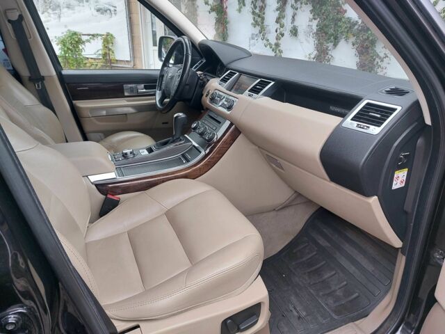Чорний Ленд Ровер Range Rover Sport, об'ємом двигуна 3 л та пробігом 216 тис. км за 15300 $, фото 6 на Automoto.ua