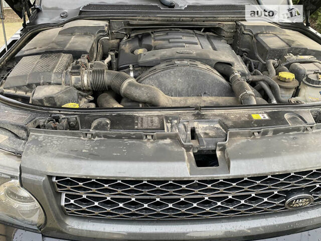 Черный Ленд Ровер Рендж Ровер Спорт, объемом двигателя 2.99 л и пробегом 228 тыс. км за 14000 $, фото 29 на Automoto.ua