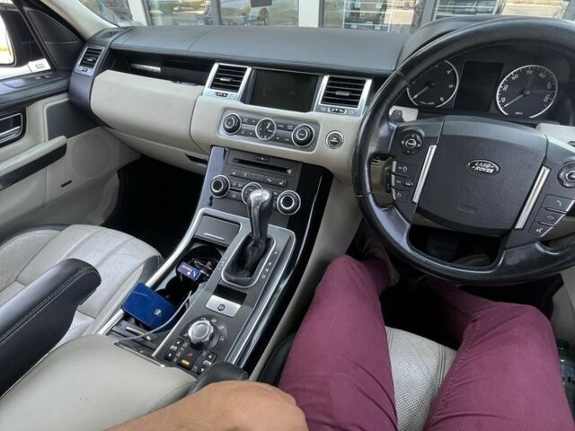 Чорний Ленд Ровер Range Rover Sport, об'ємом двигуна 3 л та пробігом 3 тис. км за 6000 $, фото 7 на Automoto.ua