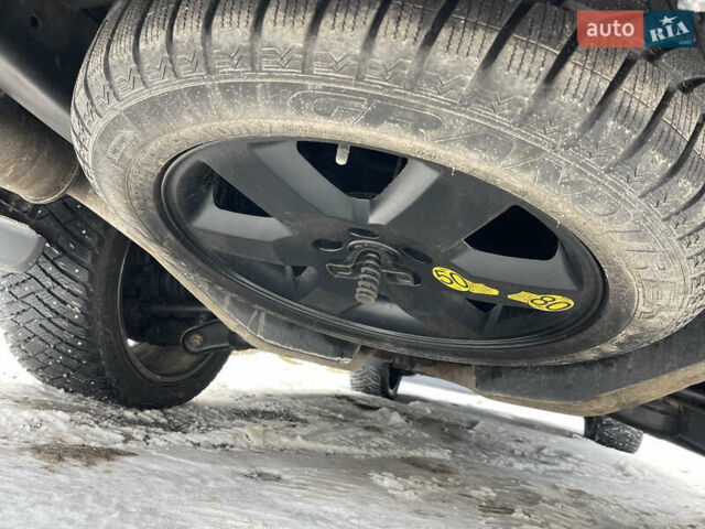 Чорний Ленд Ровер Range Rover Sport, об'ємом двигуна 3 л та пробігом 230 тис. км за 17800 $, фото 13 на Automoto.ua