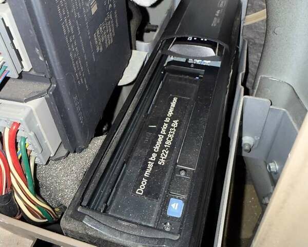 Черный Ленд Ровер Рендж Ровер Спорт, объемом двигателя 3 л и пробегом 250 тыс. км за 14999 $, фото 65 на Automoto.ua