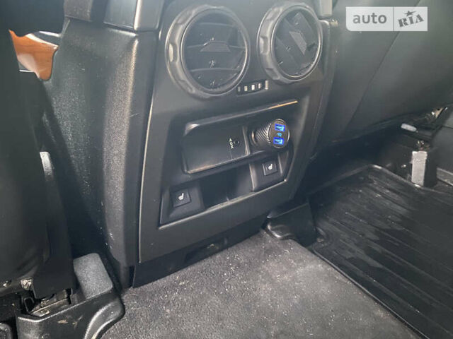 Черный Ленд Ровер Рендж Ровер Спорт, объемом двигателя 2.99 л и пробегом 228 тыс. км за 14000 $, фото 6 на Automoto.ua