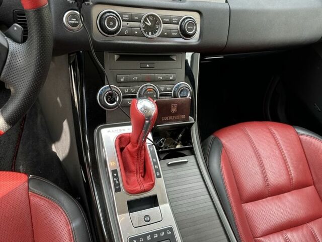 Черный Ленд Ровер Рендж Ровер Спорт, объемом двигателя 3 л и пробегом 300 тыс. км за 20000 $, фото 15 на Automoto.ua