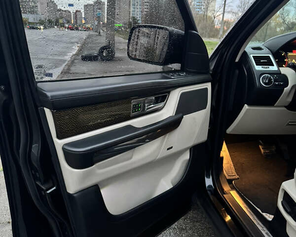 Черный Ленд Ровер Рендж Ровер Спорт, объемом двигателя 2.99 л и пробегом 215 тыс. км за 15500 $, фото 17 на Automoto.ua