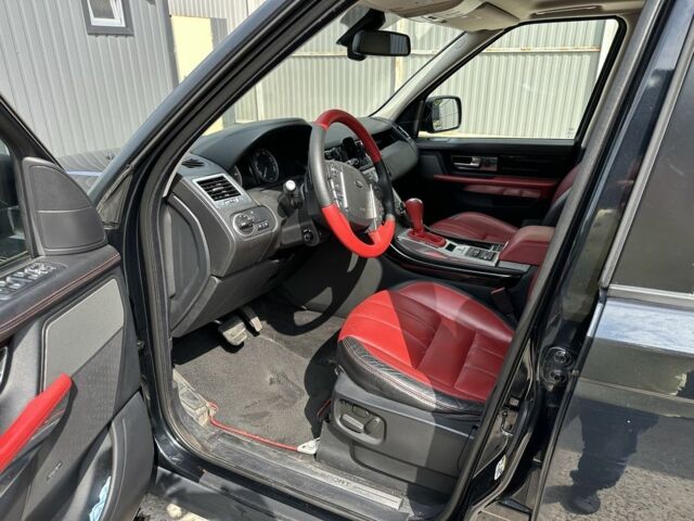 Черный Ленд Ровер Рендж Ровер Спорт, объемом двигателя 3 л и пробегом 300 тыс. км за 20000 $, фото 12 на Automoto.ua