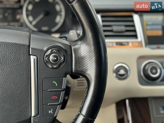 Чорний Ленд Ровер Range Rover Sport, об'ємом двигуна 3 л та пробігом 203 тис. км за 18000 $, фото 56 на Automoto.ua