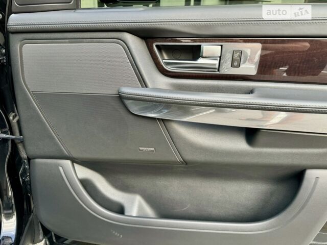 Чорний Ленд Ровер Range Rover Sport, об'ємом двигуна 5 л та пробігом 115 тис. км за 14400 $, фото 38 на Automoto.ua