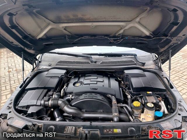 Чорний Ленд Ровер Range Rover Sport, об'ємом двигуна 3 л та пробігом 216 тис. км за 15300 $, фото 10 на Automoto.ua