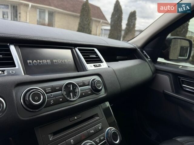 Черный Ленд Ровер Рендж Ровер Спорт, объемом двигателя 3 л и пробегом 245 тыс. км за 17700 $, фото 27 на Automoto.ua