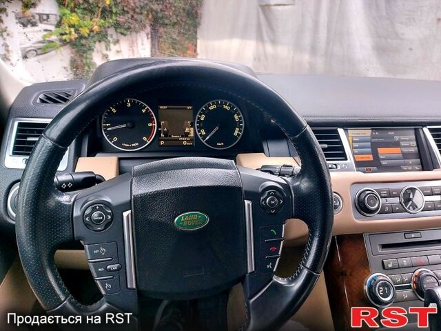 Черный Ленд Ровер Рендж Ровер Спорт, объемом двигателя 3 л и пробегом 216 тыс. км за 15300 $, фото 13 на Automoto.ua