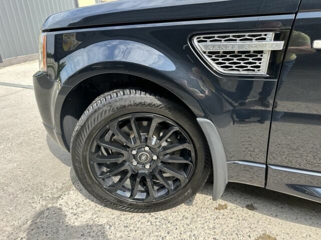 Черный Ленд Ровер Рендж Ровер Спорт, объемом двигателя 3 л и пробегом 300 тыс. км за 20000 $, фото 11 на Automoto.ua