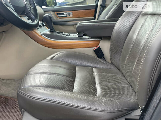 Чорний Ленд Ровер Range Rover Sport, об'ємом двигуна 3 л та пробігом 120 тис. км за 25000 $, фото 26 на Automoto.ua