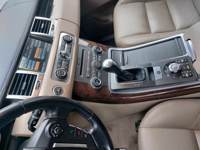 Чорний Ленд Ровер Range Rover Sport, об'ємом двигуна 3 л та пробігом 216 тис. км за 15300 $, фото 12 на Automoto.ua