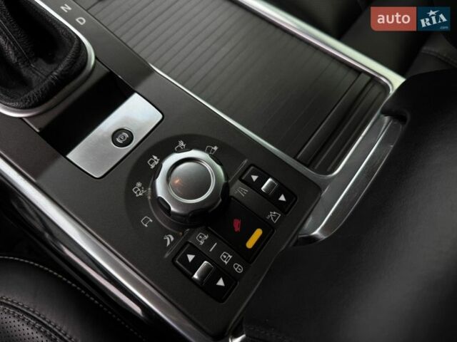 Черный Ленд Ровер Рендж Ровер Спорт, объемом двигателя 3 л и пробегом 245 тыс. км за 17700 $, фото 24 на Automoto.ua