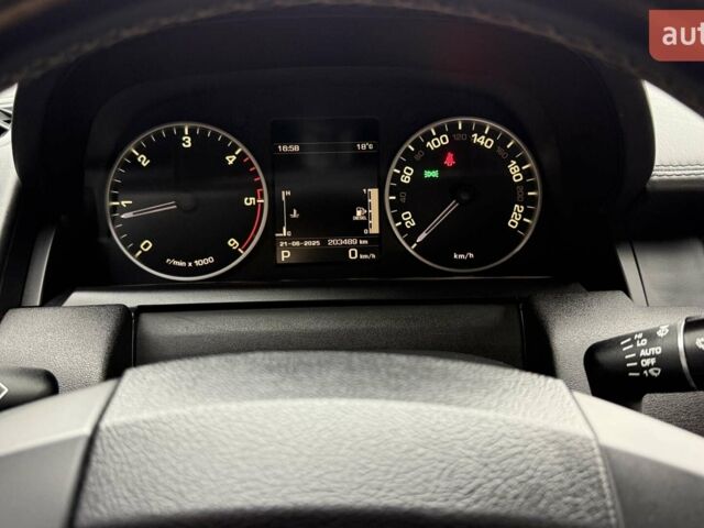 Чорний Ленд Ровер Range Rover Sport, об'ємом двигуна 2.99 л та пробігом 207 тис. км за 17000 $, фото 21 на Automoto.ua