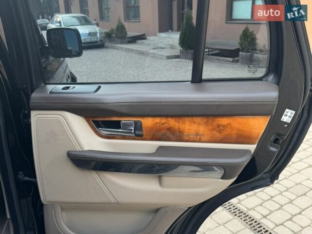 Чорний Ленд Ровер Range Rover Sport, об'ємом двигуна 5 л та пробігом 140 тис. км за 13899 $, фото 28 на Automoto.ua