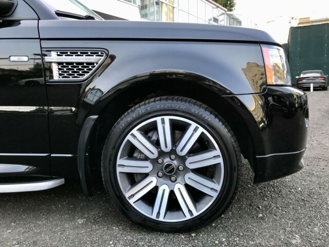 Чорний Ленд Ровер Range Rover Sport, об'ємом двигуна 5 л та пробігом 100 тис. км за 31500 $, фото 23 на Automoto.ua